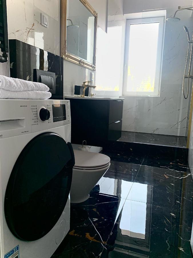 Korona Apartamenty Gdansk Bagian luar foto